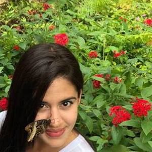 Meet your Posher, Milena